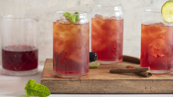 Blackberry Iced Tea with Ginger & Cinnamon