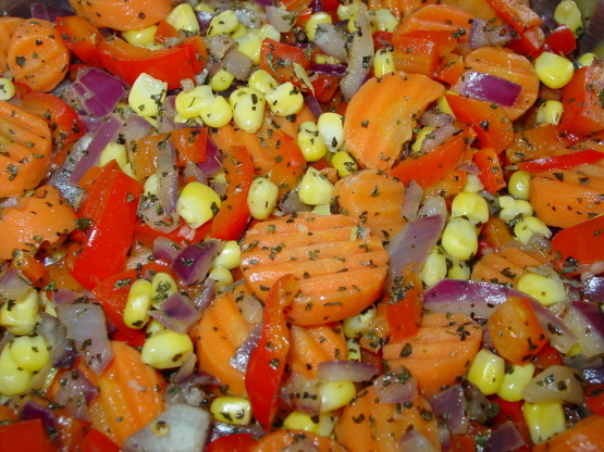 Sauteed Carrots with Red Bell Pepper and Dill