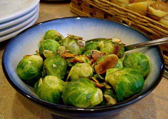 Microwaved Brussels Sprouts With Almonds