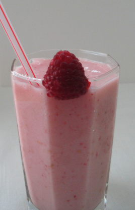 Raspberry Banana Yogurt Smoothie Recipe - Food.com