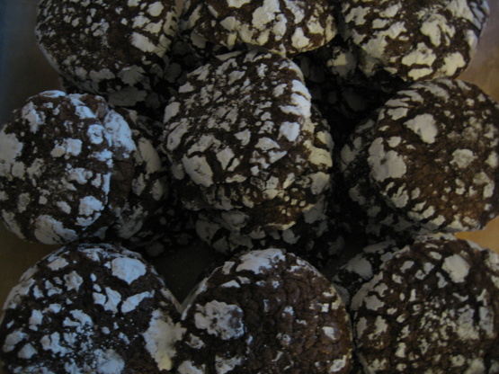 Gooey Chocolate Crackle Cookies Recipe - Food.com