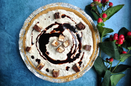 Easy Snickers Bar Pie