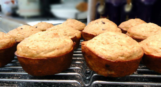 Fruit and Oatmeal Muffins Recipe - Food.com