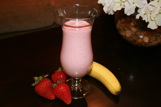 Strawberry-Banana Smoothie with Rice Bran