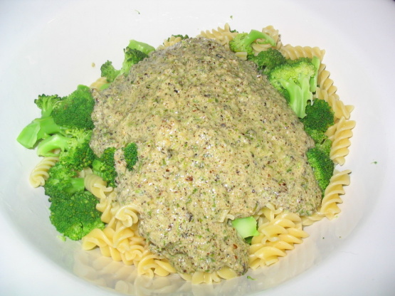 Pasta with Broccoli and Walnuts