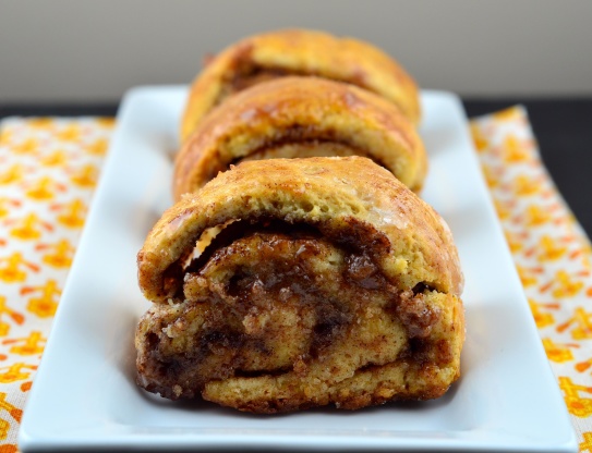 BisQuickie Cinnamon Rolls