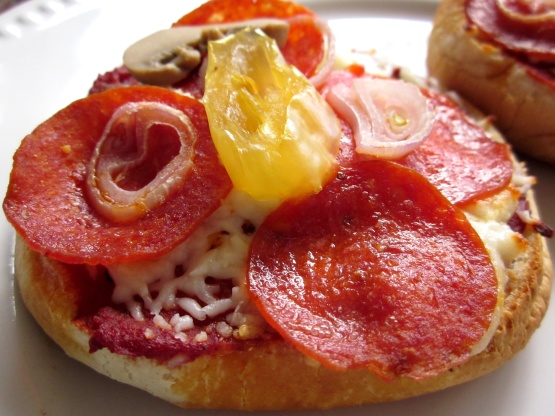 Pizza Buns Recipe - Genius Kitchen