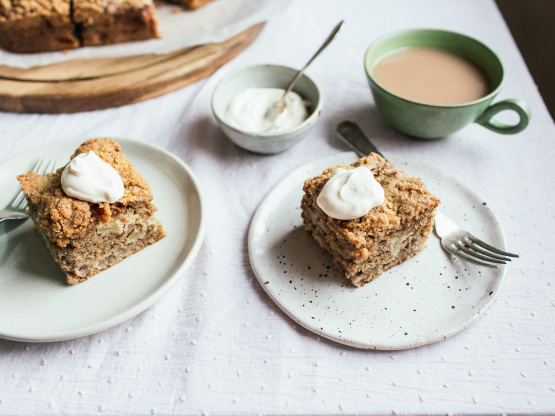 Apple Coffee Cake With Crumble Topping