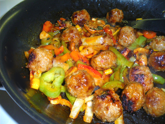 Featured image of post Recipe of Meatballs With Peppers And Onions