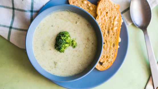 Quick Creamy Broccoli Soup
