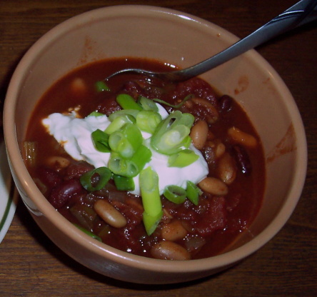 Hearty Meatless Chili Recipe - Genius Kitchen