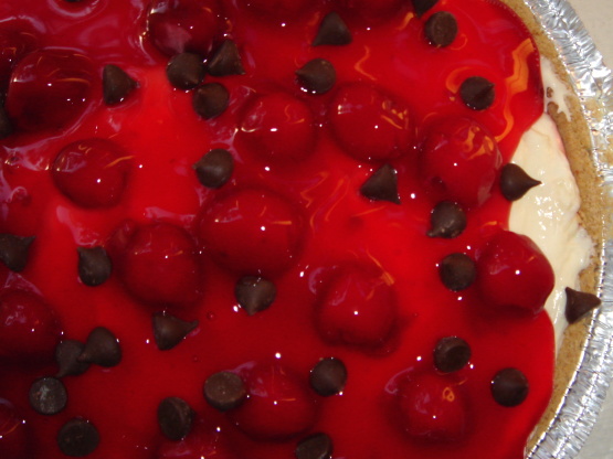 Low-Fat Cherry Cheesecake Pudding Pie