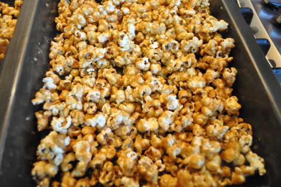 Halloween Caramel Corn