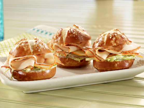 Ovengold® Turkey Slaw Sliders