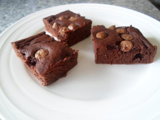 Healthy Chocolate Brownies Recipe - Genius Kitchen