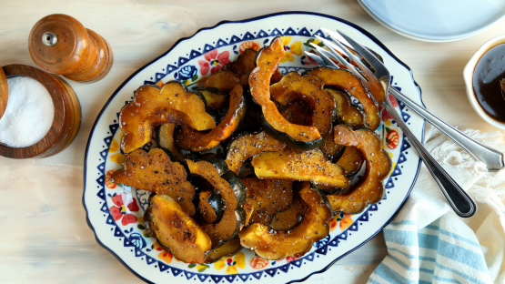 Roasted Buttercup Squash With Balsamic-Agave Glaze