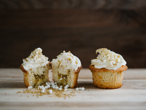 Stuffed Champagne Cupcakes