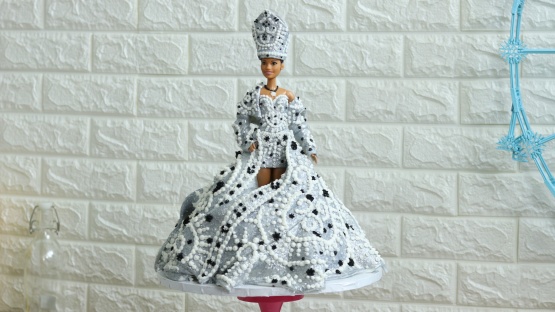 Rihanna Met Gala Dress Cake