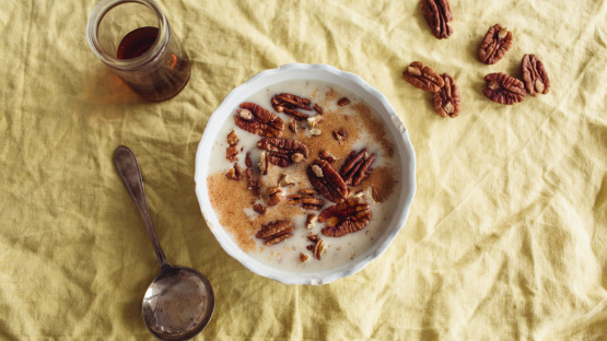 Cinnamon, Maple & Pecan Overnight Oats