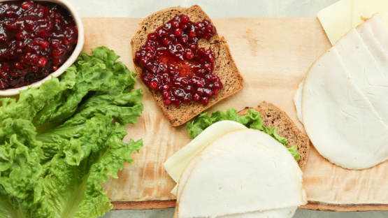 Keto Turkey Sandwich With Cranberry Relish