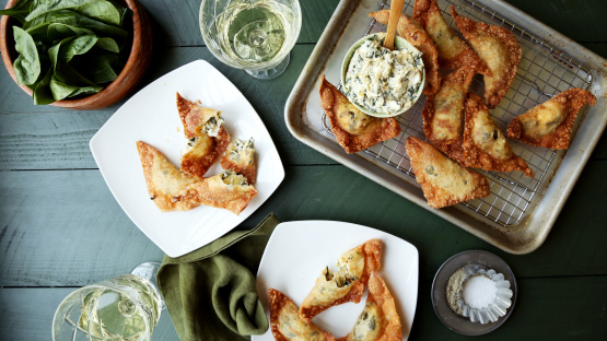 Spinach Artichoke Wontons