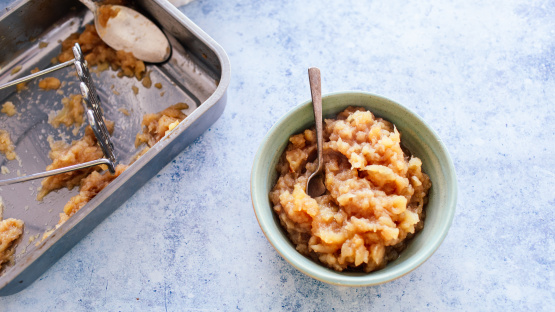 Easy Baked Applesauce