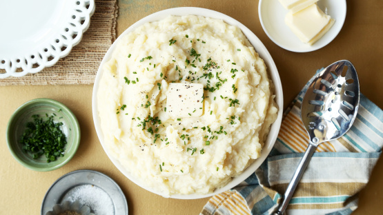 Instant Pot Garlic Parmesan Mashed Potatoes