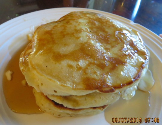 Mom's Fluffy Pancakes Recipe - Food.com