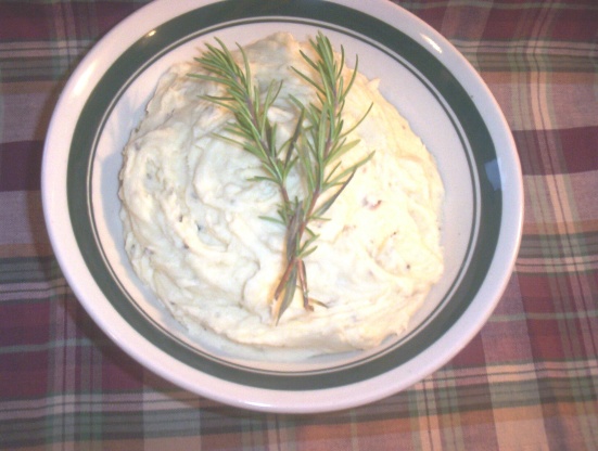 Rosemary Garlic Mashed Potatoes Recipe - Thanksgiving.Food.com