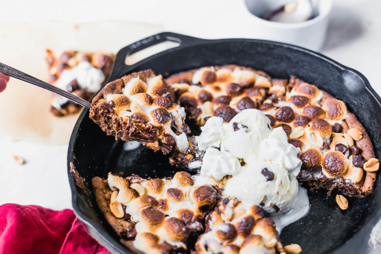 Rocky Road Cookie Pizza