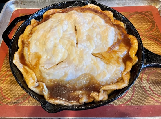 All American Apple Pie in a Cast Iron Lodge Skillet, Everten Blog