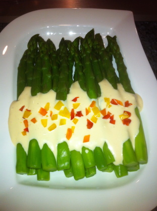 Grilled Asparagus With Saffron Aioli