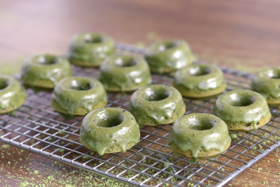 Matcha Baked Doughnuts