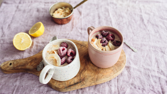 Coconut, Raspberry & Lemon Overnight Oats