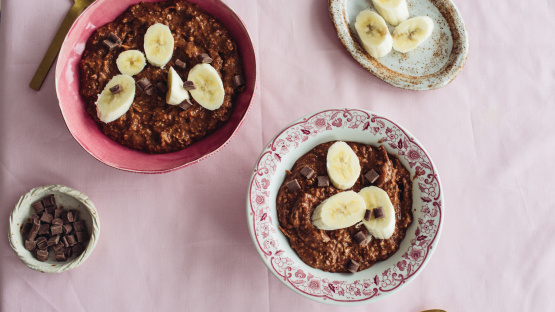Chocolate & Banana Overnight Oats
