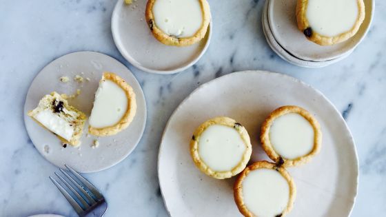 mini muffin tray