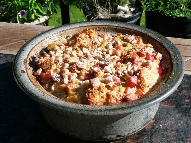 Rhubarb Bread Pudding
