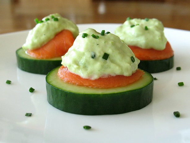 Cucumbers with Salmon & Avocado