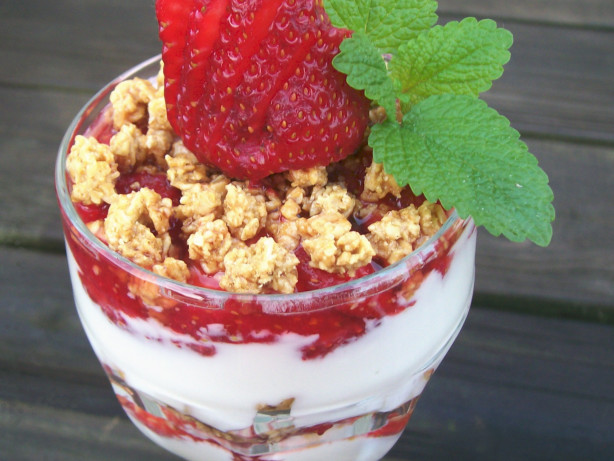 Strawberry & Cream Cheese Parfait