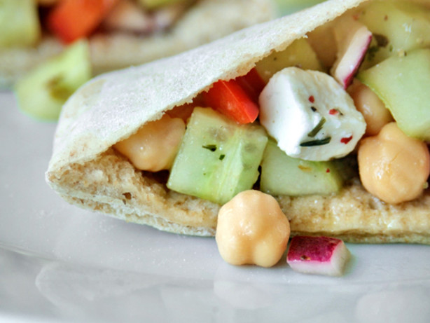 Chickpea Salad Pita