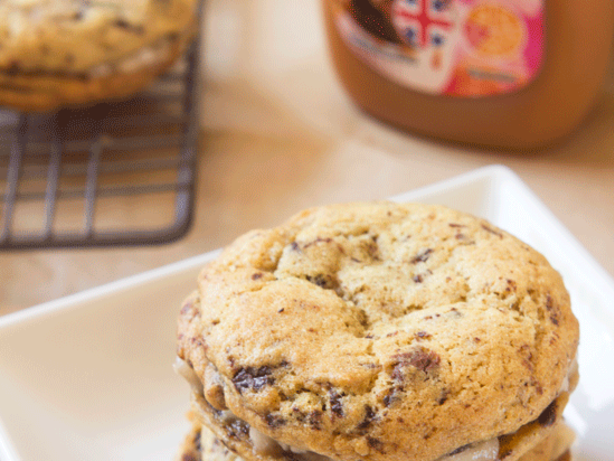 3-Ingredient Chocolate Chip Cookie Sandwiches