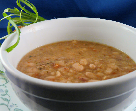 Crock Pot White Bean Soup With Bacon Recipe - Food.com