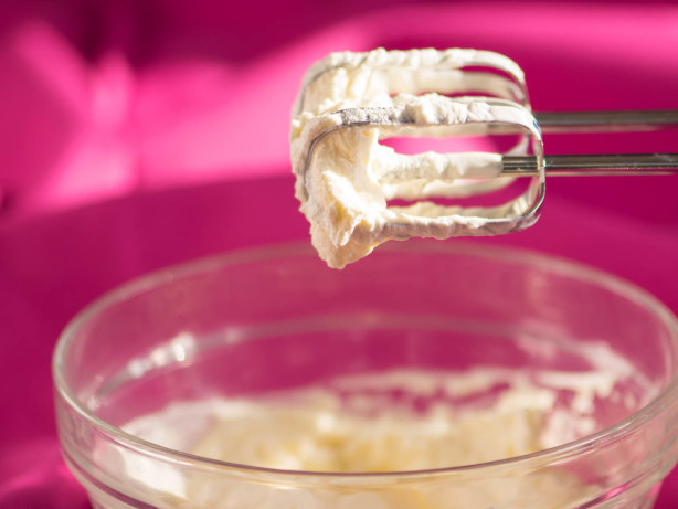 No-Cook 7-Minute Frosting