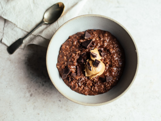 Chocolate-Peanut Butter Oatmeal