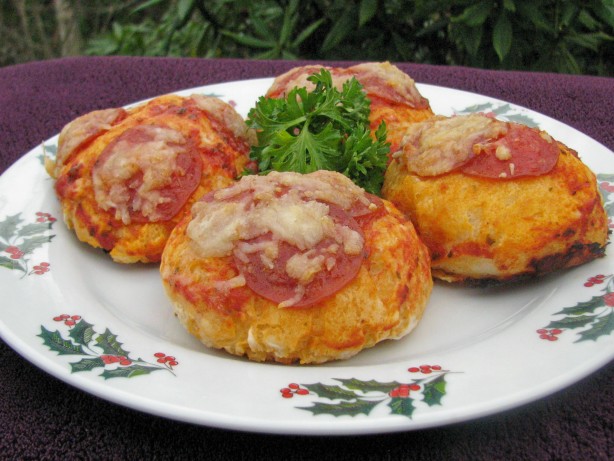 Mini Snack Pizzas