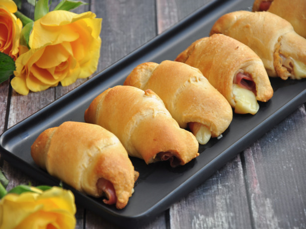 Reuben Crescents