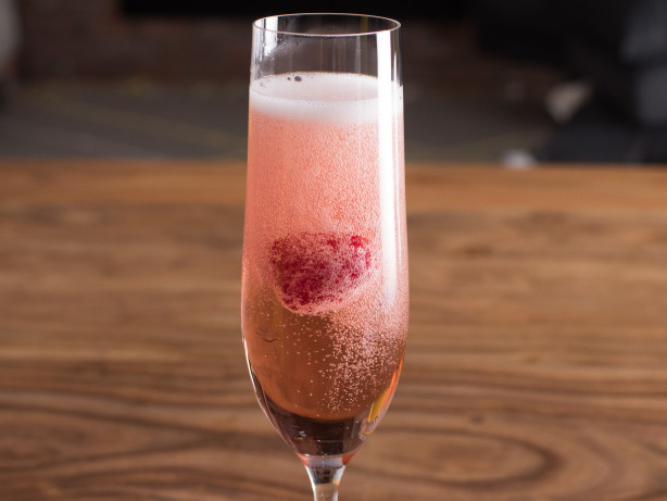 Cham Cham Champagne Cocktail