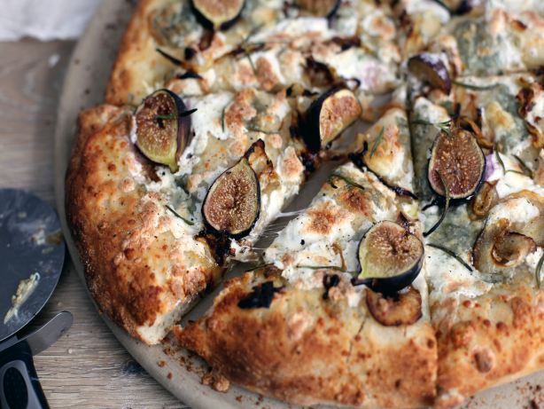 Fig, Onion & Goat Cheese Pizza