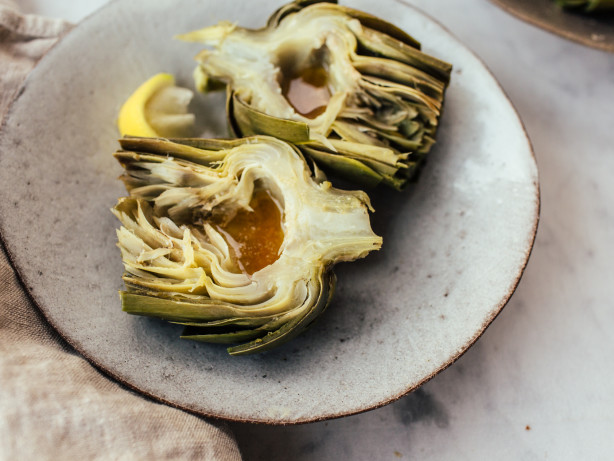 Fresh Artichokes with Lemon Butter