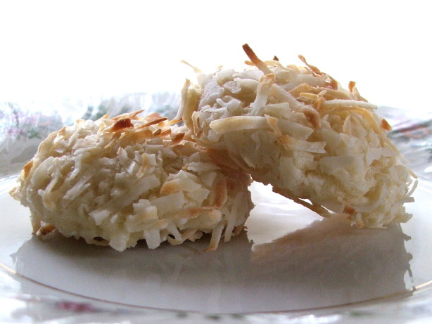 Moist & Chewy Macaroons